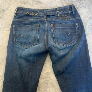 G-star Raw - Säljer dessa G-Star jeans då de är för stora för mig. Bra skick, pris kan diskuteras. Skriv om ni har frågor☺️