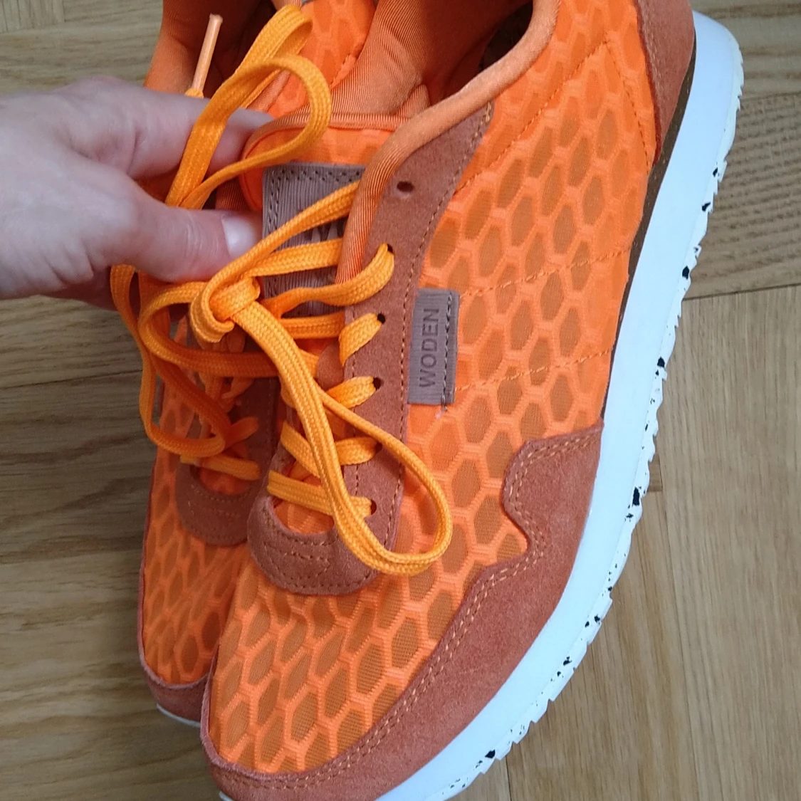 Woden sneakers nya - 90