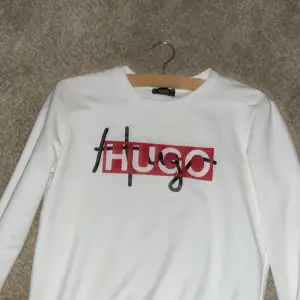 Hugo boss tröja storlek S. Nästan aldrig använd priset kan diskuteras tveka inte på att ställa frågor 
