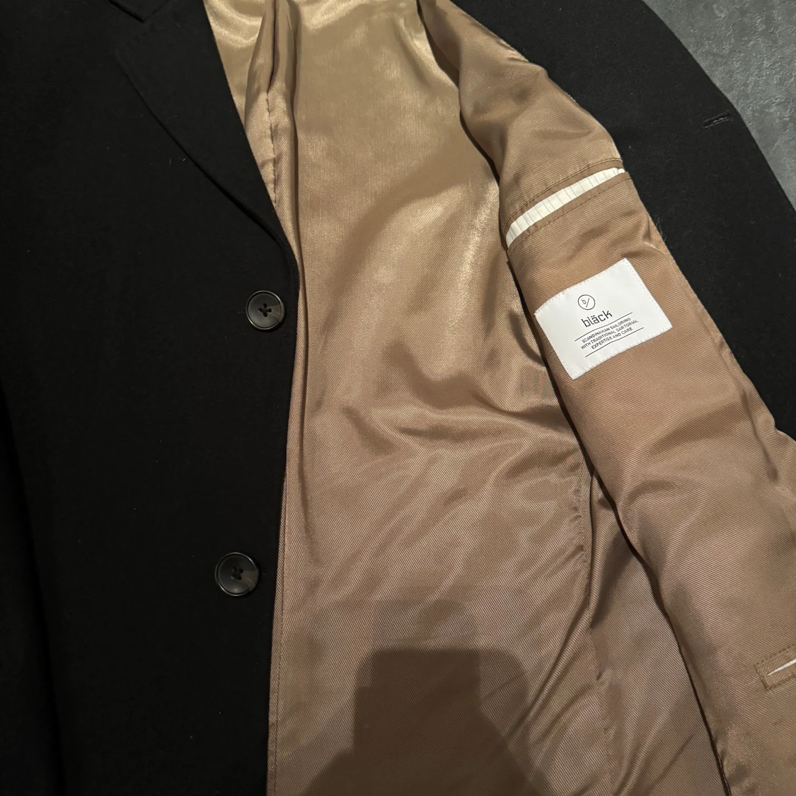 Svart överrock från MQ - 1