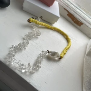 Halsband Zend details - Bra skick