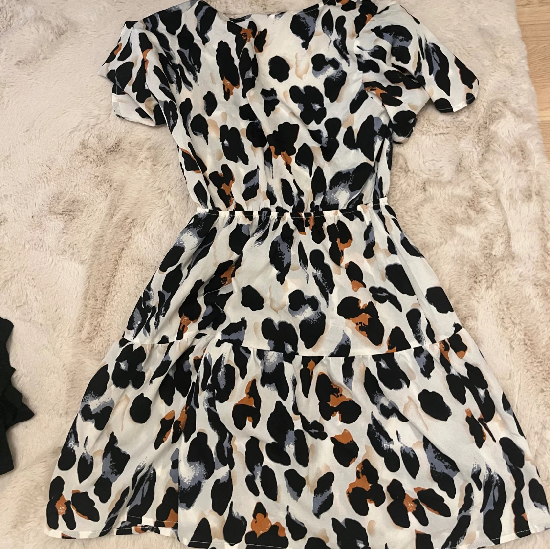 Mönstrad klänning  - 92