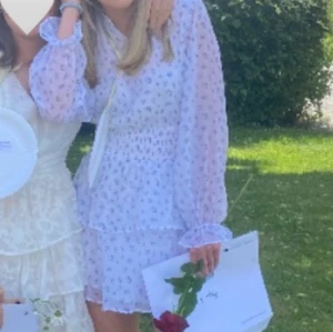 Sommarklänning - bara använd en gång 