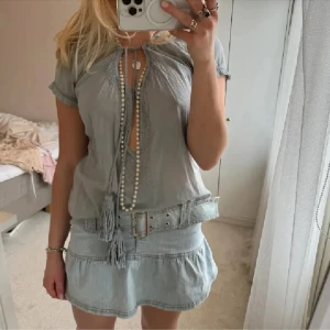 Min favorit kjol!!! - Säljer min absoluta favorit kjol! Endast vid bra bud 😋😋😋passar xs/s (jag brukar ha cirka 37/38 rakt över i midjemått) 