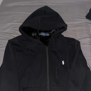 Ralp Lauren zip hoodie - Mycket bra skick, använd 3 gånger