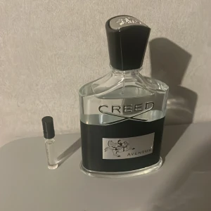 Greenly sampel och creed  - Säljer creed smyg 