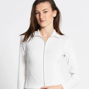 Tröja från Lager 157 - Superfin tröja från Lager 157. Säljer för att den inte kommer till användning. Köpt för 150 kr. Använd 1-2 gånger.🤍