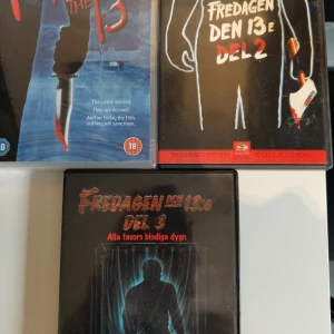 Alla fredag den 13 filmerna på DVD - Alla dvd:er fungerar bra och det är svensk text på alla förutom del 1 och del 9   Jason goes to Hell är region 1 så du behöver en region fri dvd-spelare för att köra den.  Obs säljs inte styckvis allt eller inget.  Betalning sker via Swish och skicka