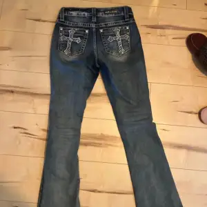 Påminner om true religion jeans