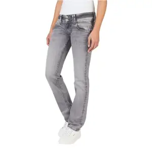 Snygga jeans från pepe i modell venus, low waist straight.  Storlek 28/32. I bra skick! Nypris: ca 1000kr Använd gärna köp nu! Skriv priv för frågor!💕 första bilden är från nätet!