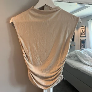 Topp från Gina  - Jättefin nu till sommaren! 