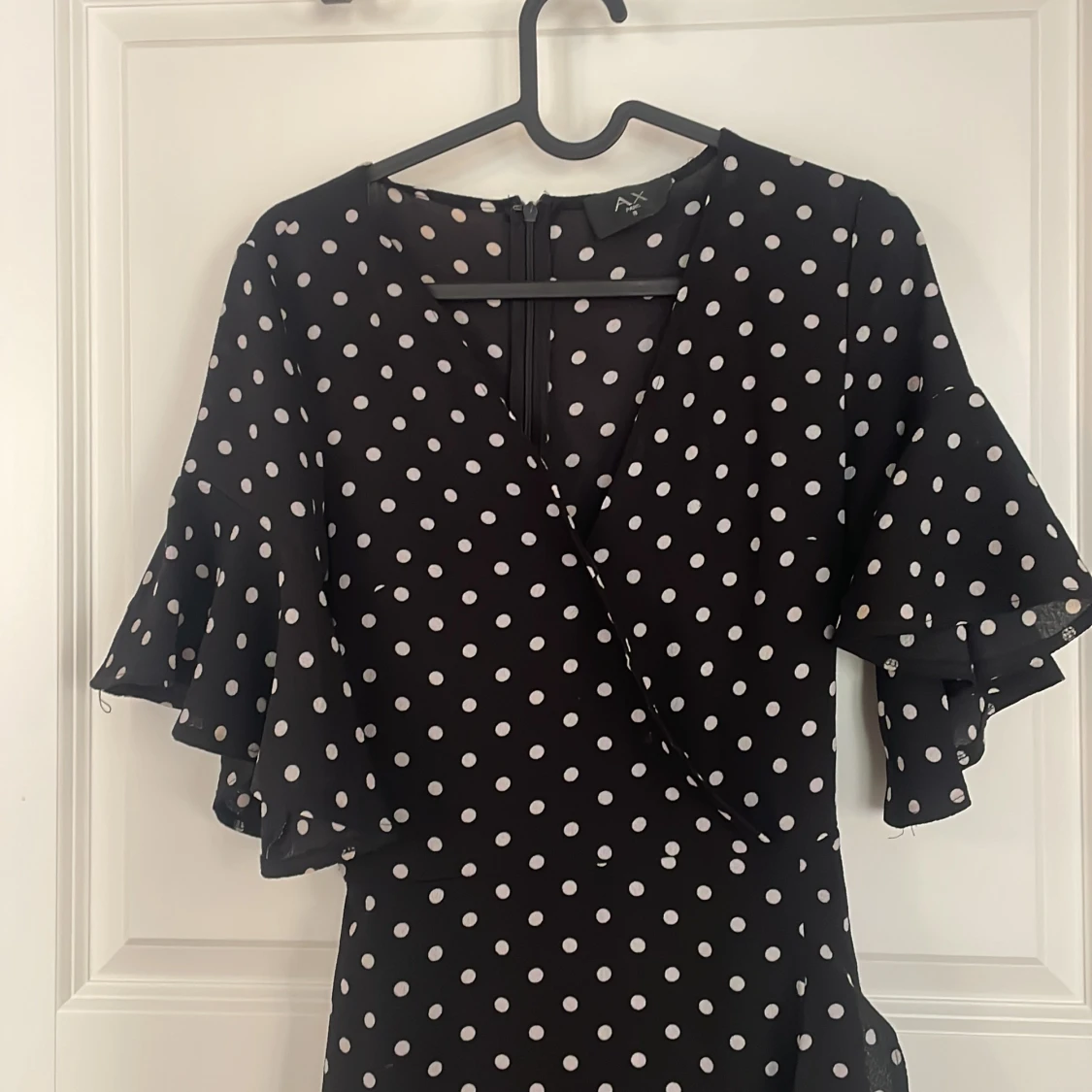 Prickig klänning  - 90