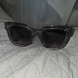 Chimi 08 - Säljer ett par dam chimis i nyskick, box ingår ej då den tappats bort. 