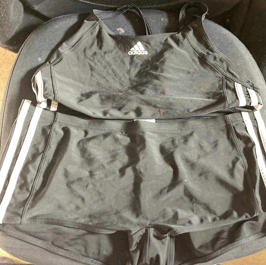 ✨Adidas badkläder✨
