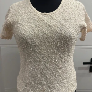 jätte söt topp - jätte fin topp ljusrosa topp som säljs pga av att den inte används!💞💞