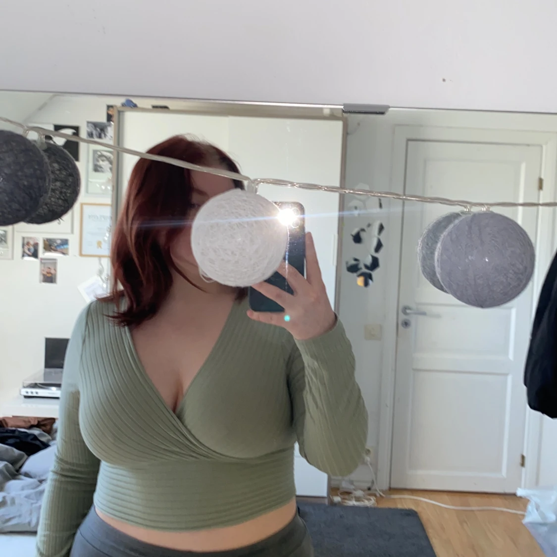 Ljusgrön långärmad omlotttröja 