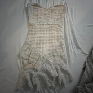 Minidress - Så söt klänning köpt i Spanien, strl S, passar så bra nu till sommaren😍😍