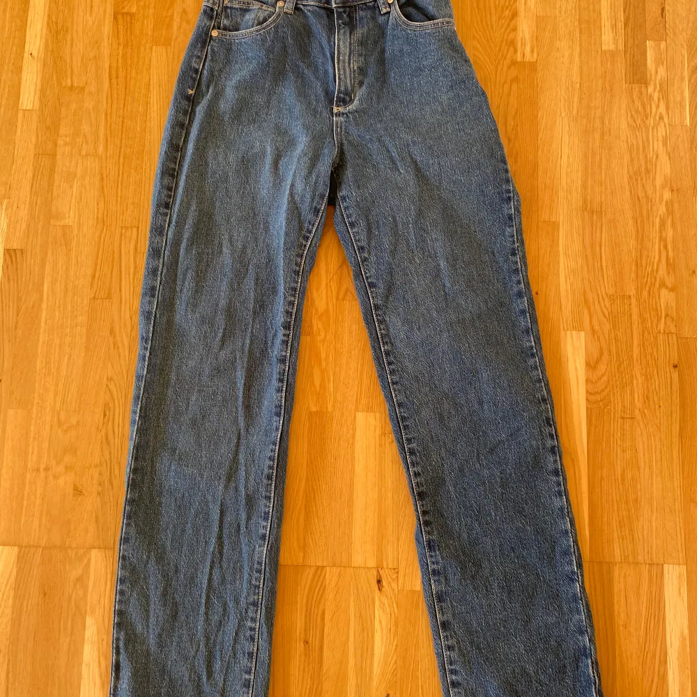 Abrand jeans med hög midja. Storlek 25/au7. Jeans & Byxor.