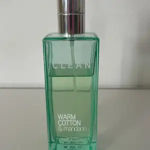 Clean parfym köpt på HM. 