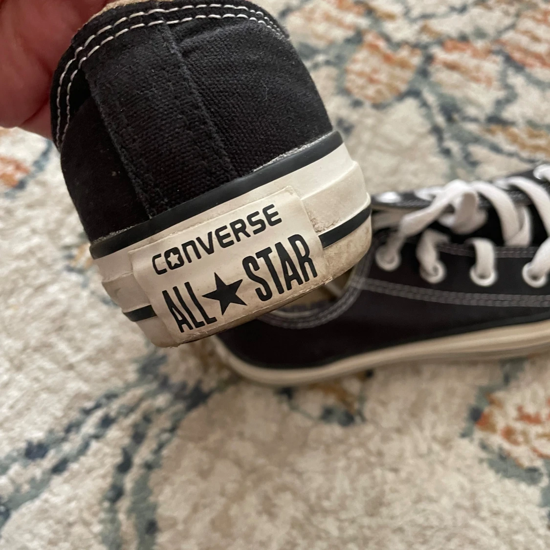 Svarta Converse  - 90