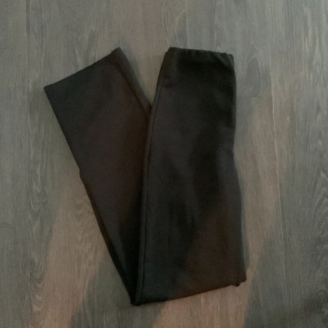 Straight Crepe Pant från Nelly - 90