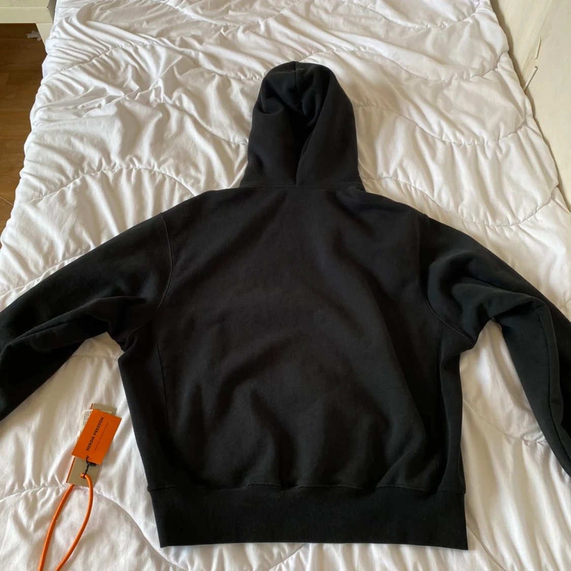 Svart hoodie från Heron Preston - 90