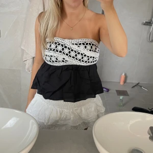 Topp - Säljer denna topp så fin 🩷