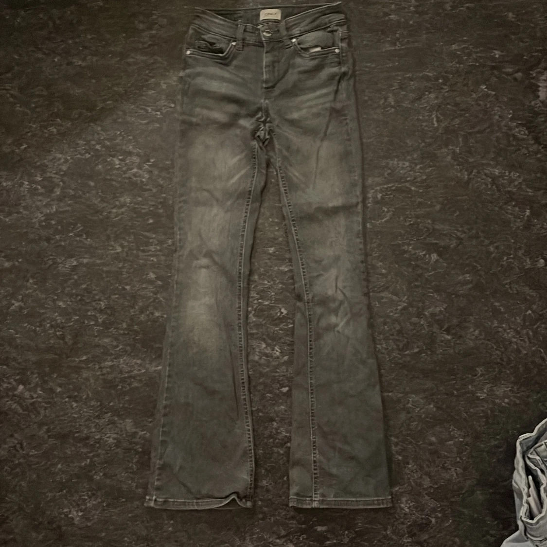 Gråa flare jeans🩶