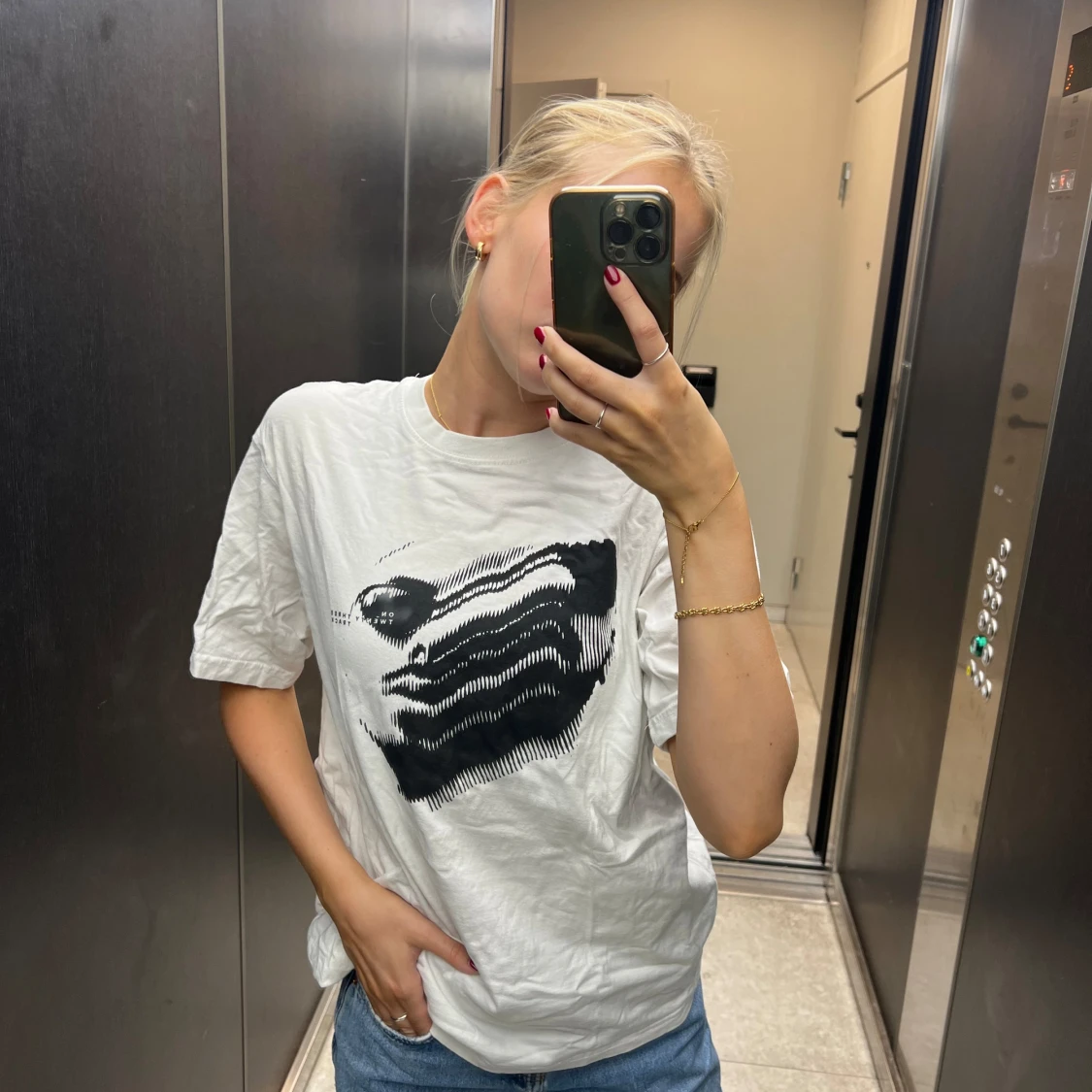 Cool vintage t-shirt!  - 90