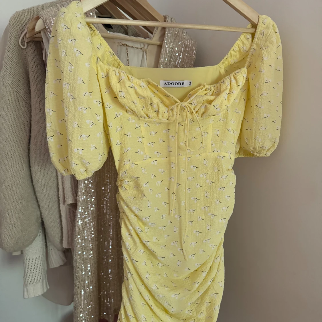 Adoore Palermo gul klänning  - 1