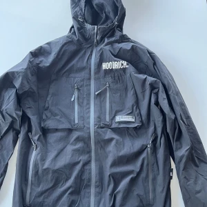 Hoodrich - Hoodrich storlek M i mycket fint skick. 