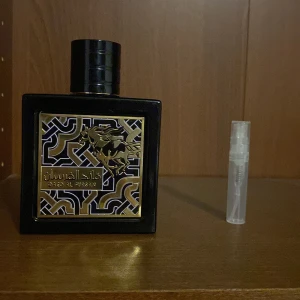Lataffa qaed al fursan  - Säljer sample på 3ml från min Lataffa qaed al fursan 
