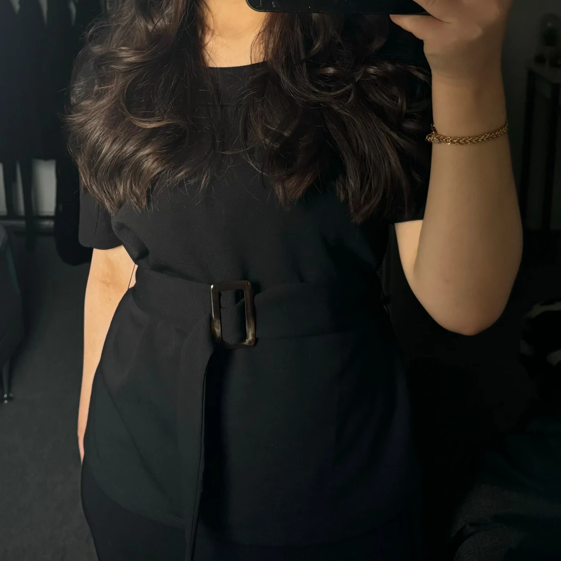 Kortärmad tröja med bälte