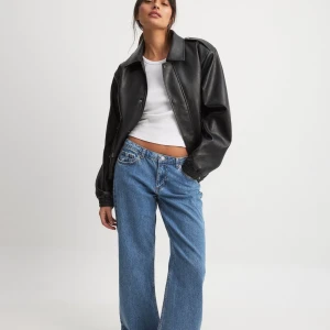 Lågmidjade Jeans - Ett par Lågmidjade jeans från nakd som tyvärr inte kommer till användning💗