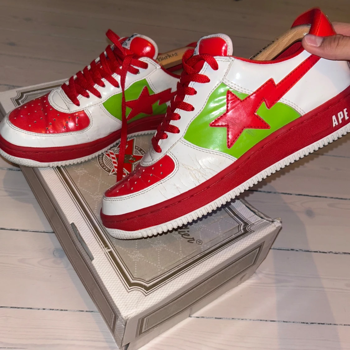RARE BAPESTA♨️♨️♨️ Box Plus extra Laces medkommer - 90