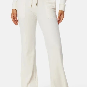 Juicy couture byxor XS  - Använda men ändå bra skick, och sytt upp de 2 cm.