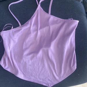 Linne - Lila linne från Gina ❤️ väldigt fint skick, har blivit för litet för mig tyvärr