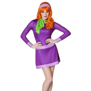 Halloweendräkt Daphne Blake Scooby Doo - Helt ny halloweendräkt.  Peruk, hårband, klänning, scarf ingår.  Jag köpte peruken för sig och kläderna i ett för sig, men säljer alltihop i denna annons. Nypris: $75, ca 775kr.  Mitt pris: 500kr + frakt 