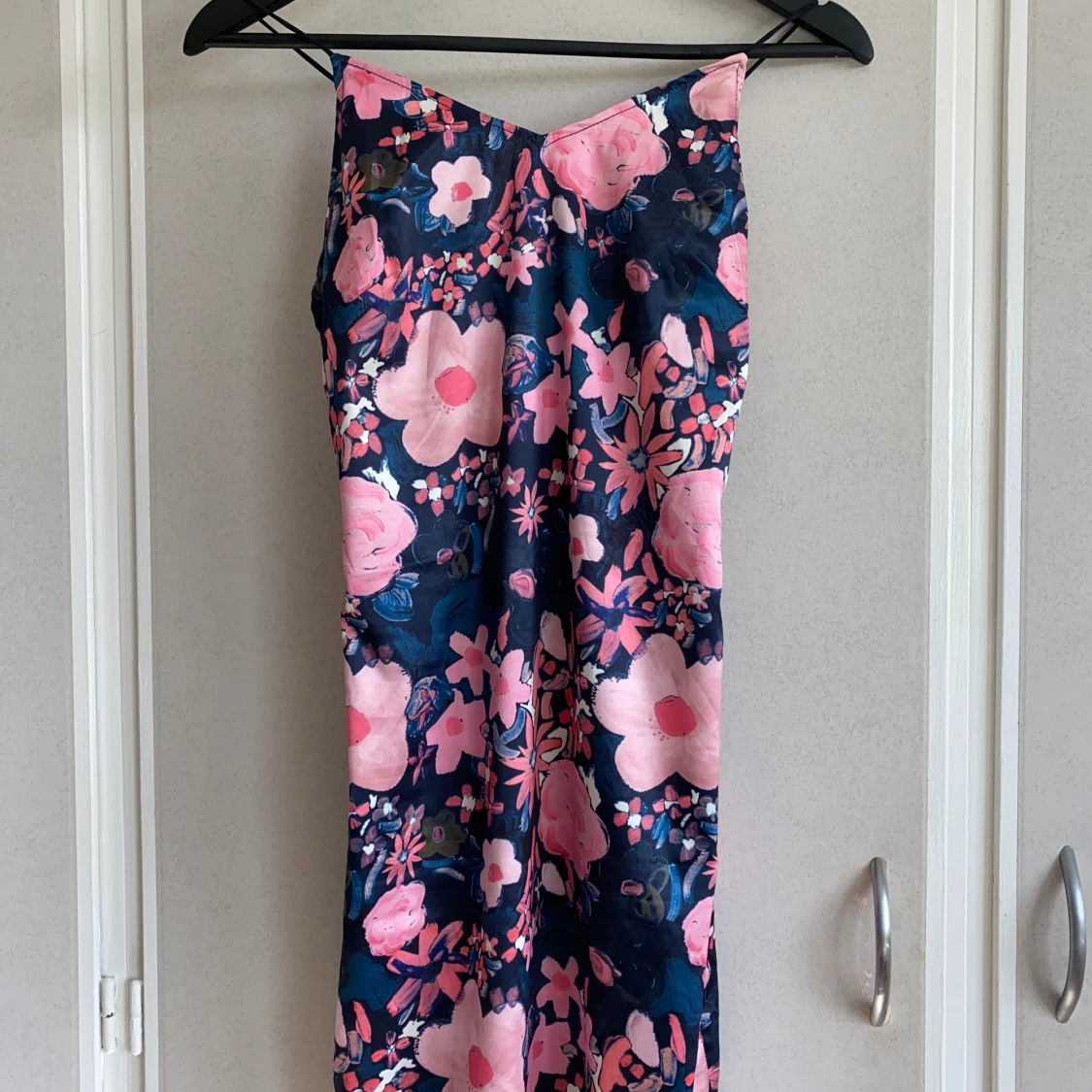 Blommig klänning - 90