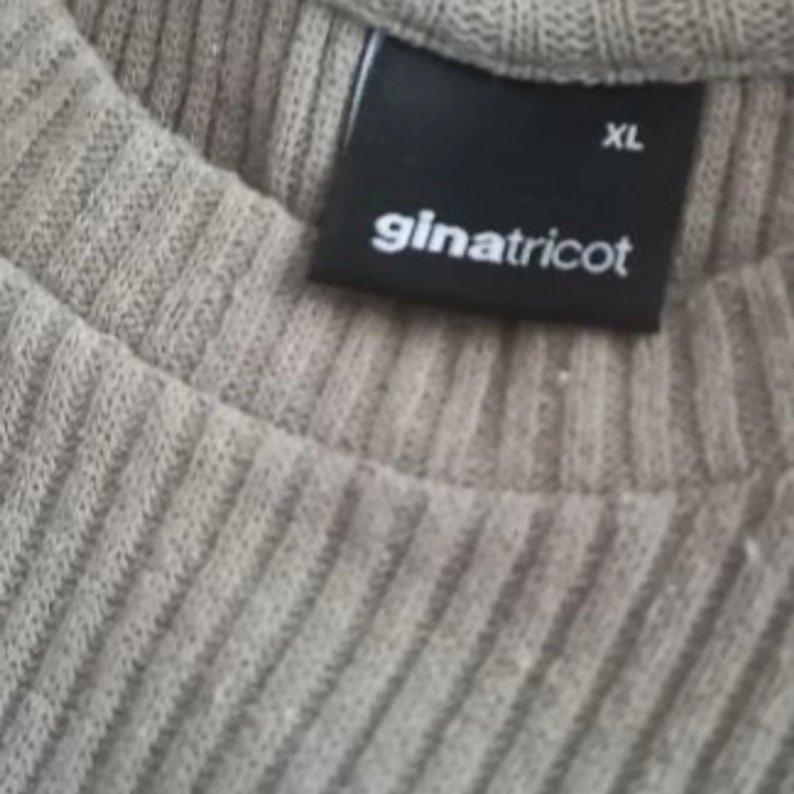 GinaTricot klänning  - 90