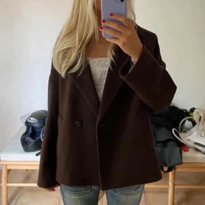 Kappa - Så sjukt snygg kappa från lindex som passar till exakt allt. Knappt använd så ser helt ny ut!!💖💖