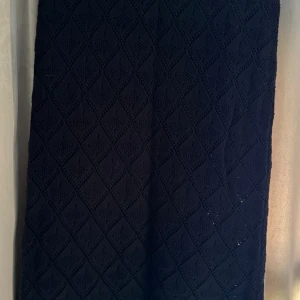 Stickad kjol - Använd 1 gång