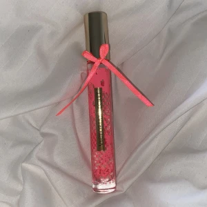 Victorias secret parfym - Victorias secret parfym doft: Crush. 7ml, se andra bilden för hur mycket som är i