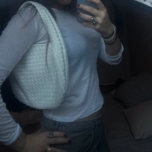 Bottega liknande väska  - Bottega liknande väska från NA-KD 