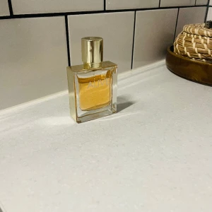 Alive parfym 30ml - Testad några gånger