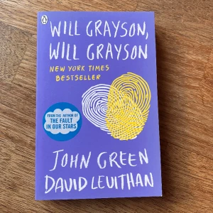 Will Grayson, Will Grayson - John Green & David Levithan - Rensar ut bland mina engelska YA böcker! Läst en gång, svagt bruten bokrygg.