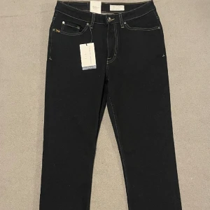 Tiger of Sweden jeans  - 58.  Hej! Säljer nu dessa helt nya tiger of Sweden jeans.  Nypris 1599