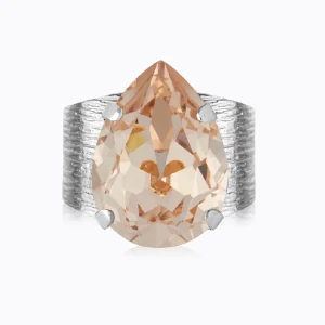 Caroline Svedbom ring  - Väl använd ring, där av priset! Färg:Silk