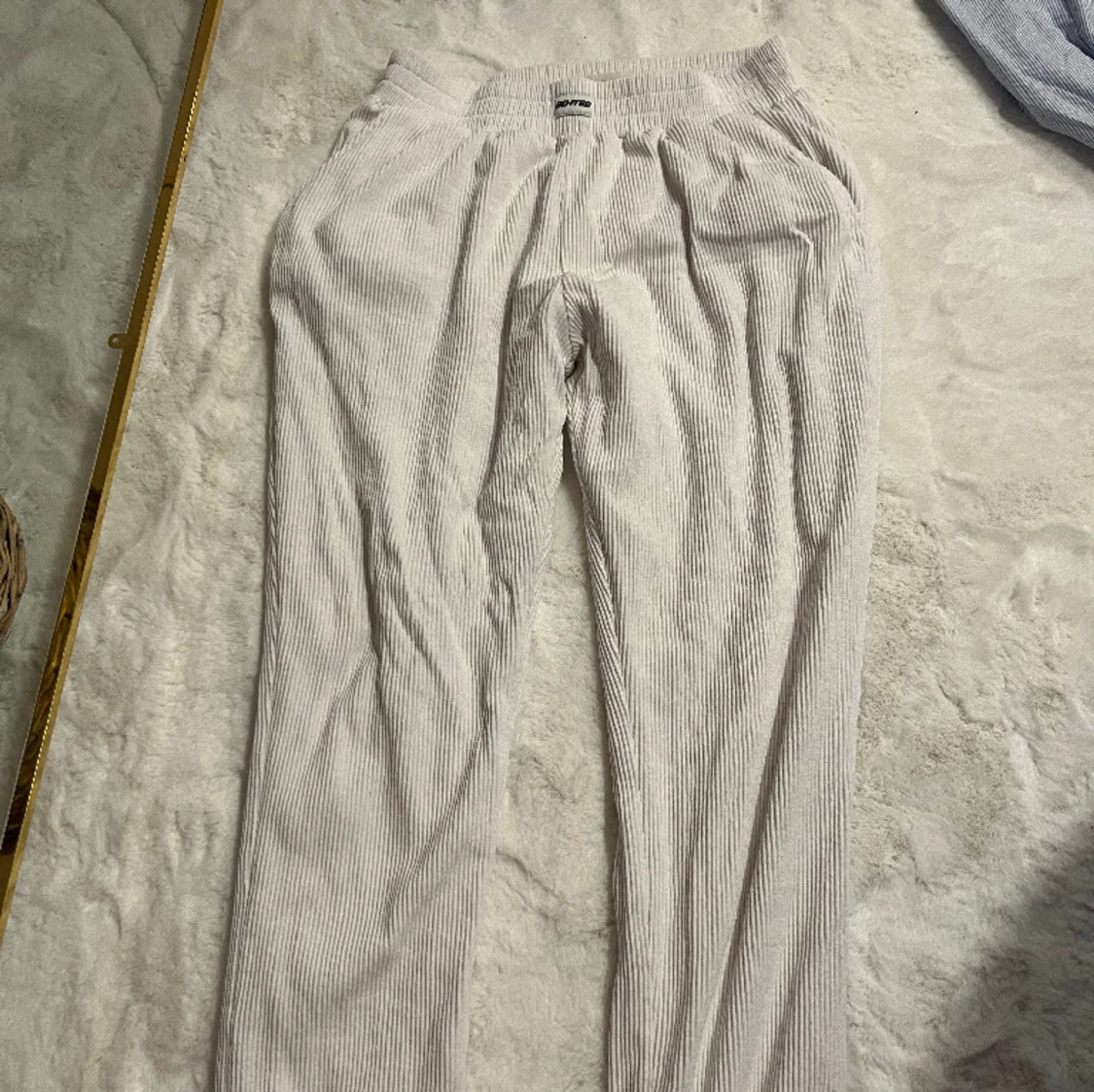 Vita tjocka fodrade mjukis 