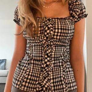 Rutig topp - Fin topp till fest